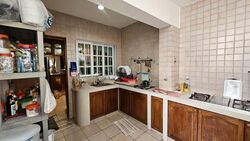 Mayflower Gardens (D20), Terrace #564994361